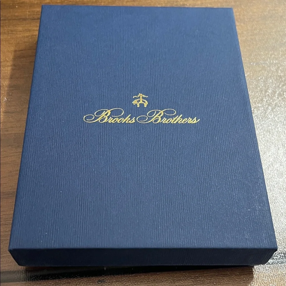 Brooks Brothers Brown Leather Passport Case